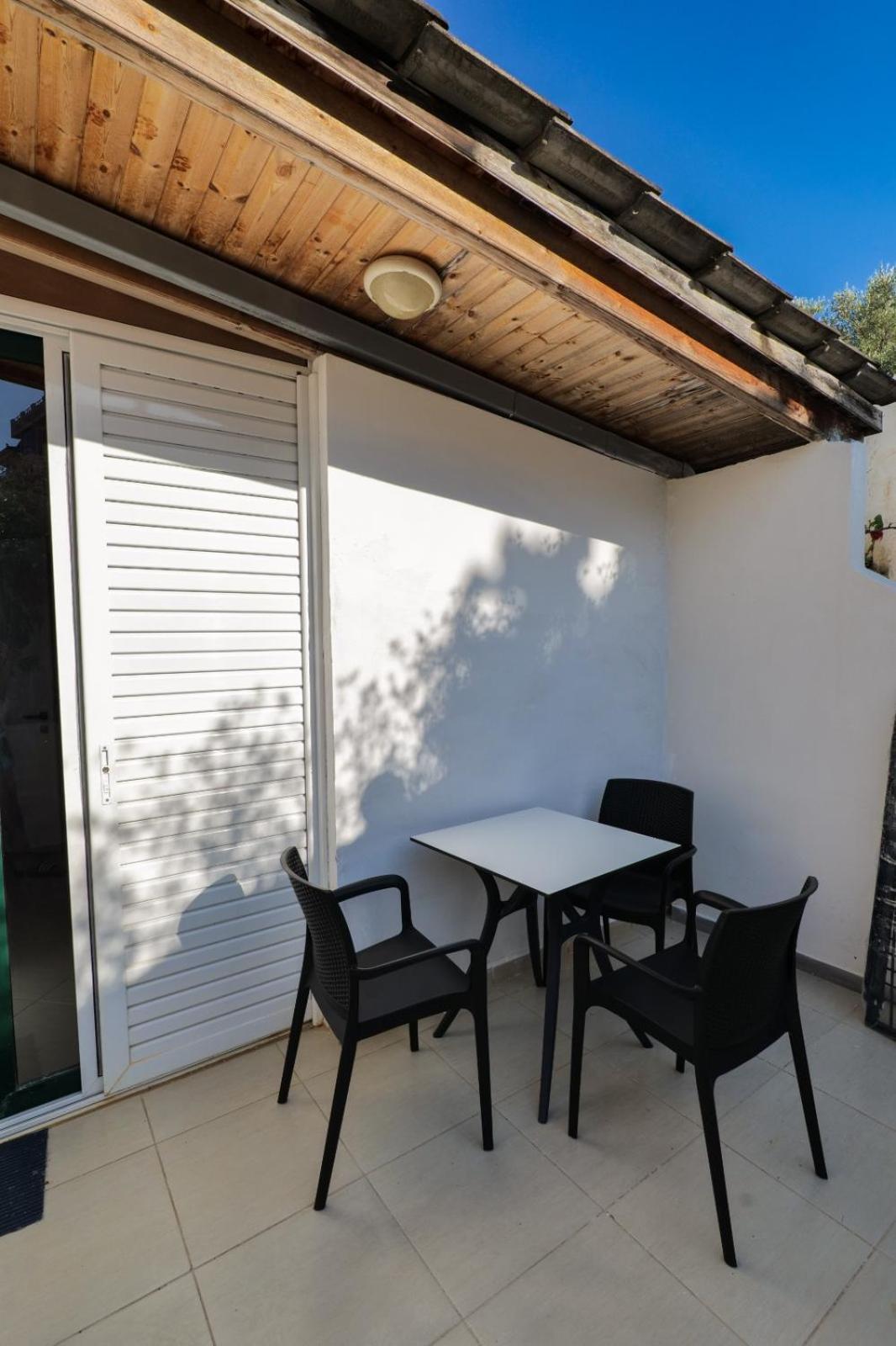 Vila Enxhi Ksamil Exteriör bild