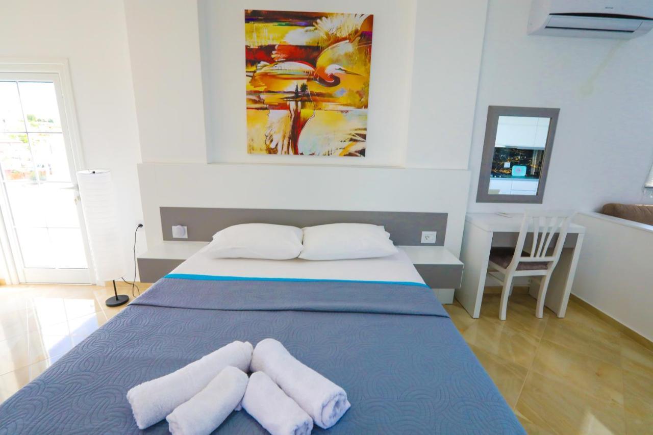Vila Enxhi Ksamil Exteriör bild